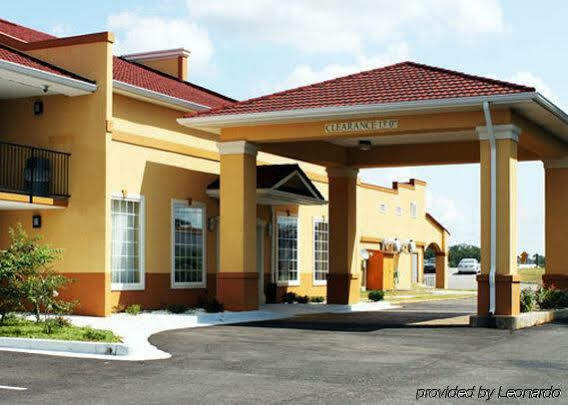 Quality Inn & Suites Greenville I-65 Exterior photo